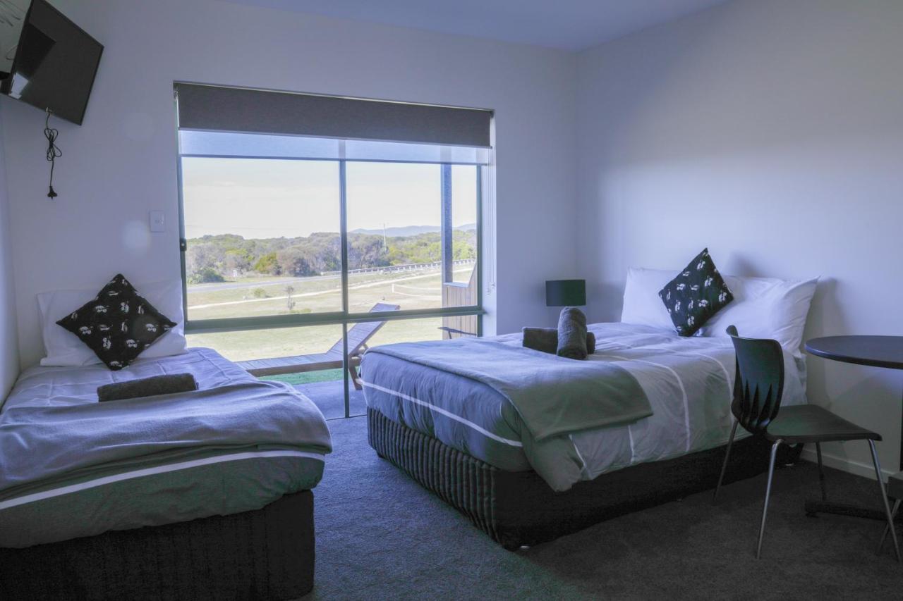 The Surfside Beaumaris Hotel Scamander Eksteriør billede